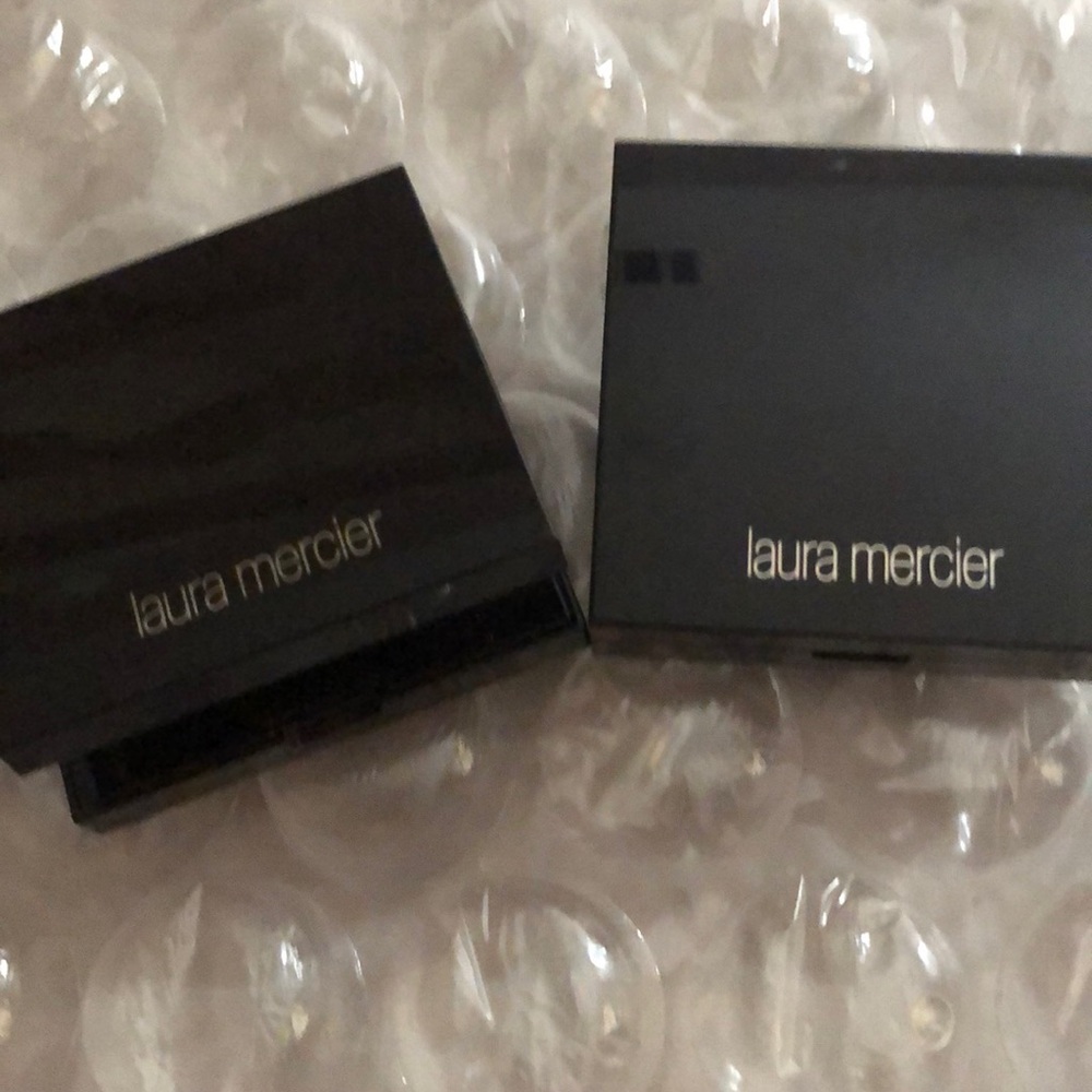 Lot of 2 Laura Mercier blush Full size like new